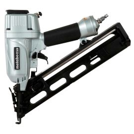 Metabo HPT NT65MA4M 2-1/2 Inch 15-Gauge Angled Finish Nailer with Air Duster